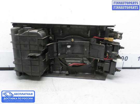 Консоль салона на Infiniti FX I (S50)