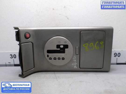 Консоль салона на Infiniti FX I (S50)