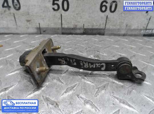 Ограничитель двери на Toyota Camry XV30