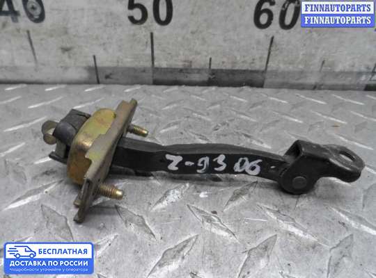 Ограничитель двери на Toyota Camry XV30