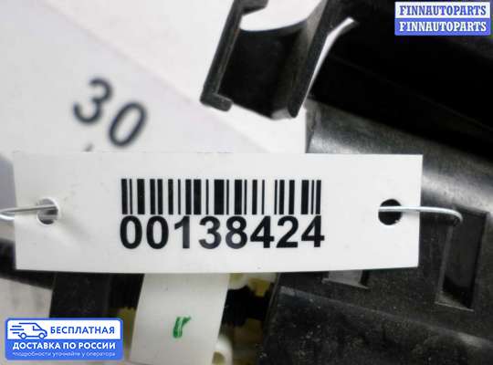 Замок боковой двери на Mercedes-Benz C (W204)