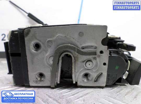 Замок боковой двери на Mercedes-Benz C (W204)