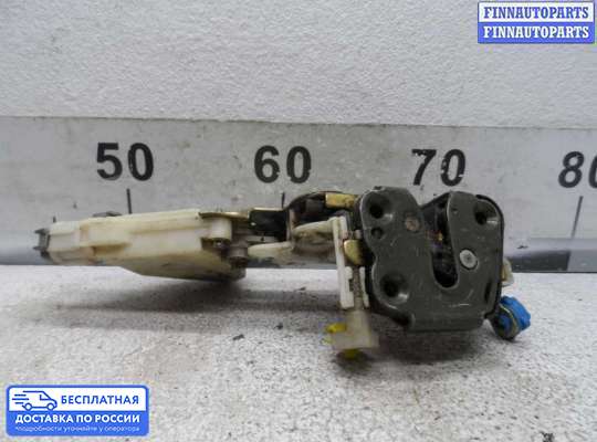 Замок боковой двери на Nissan Maxima QX II (A32)