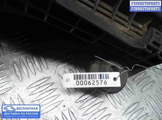 Корпус воздушного фильтра на BMW 3 (E90/E91/E92/E93)