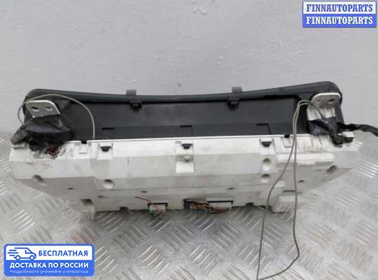Щиток приборов на Toyota Camry XV40