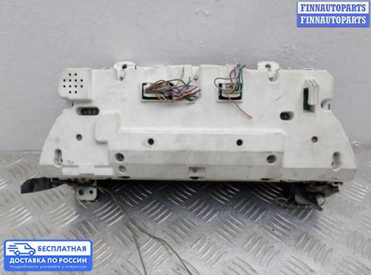 Щиток приборов на Toyota Camry XV40
