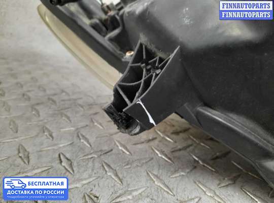 Фара передняя на Toyota Venza (GV10)