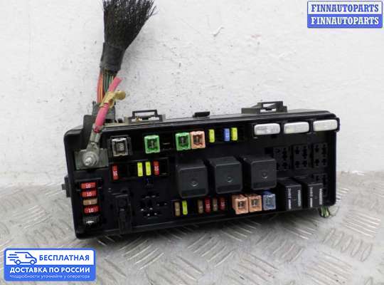 Блок предохранителей на Chrysler 300C I (LX)