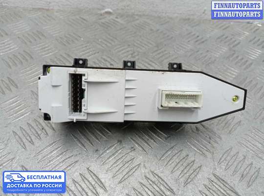 Блок управления стеклоподъёмниками на Hyundai Santa Fe III (DM, NC)