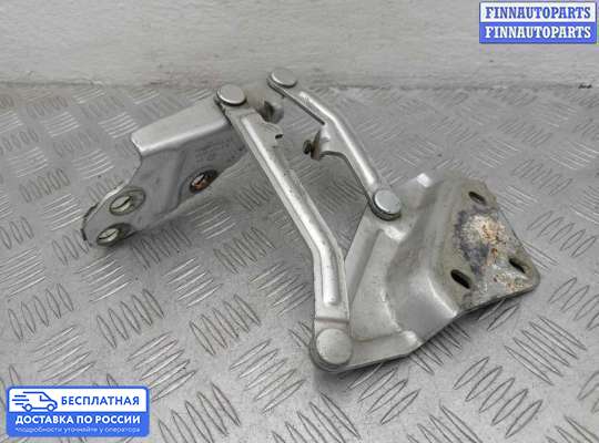 Петля капота на Volkswagen Touareg I (7L)