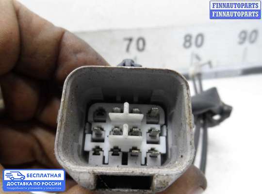 Замок боковой двери на Lexus RX II (XU30)