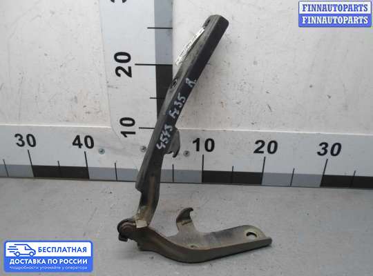 Петля капота на Infiniti FX I (S50)