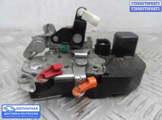 Замок боковой двери на Chrysler 300C I (LX)