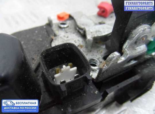 Замок боковой двери на Chrysler 300C I (LX)