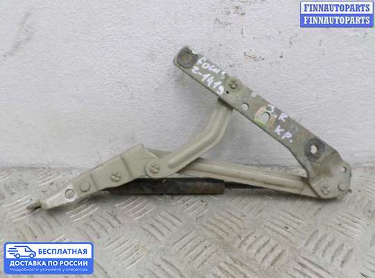 Петля крышки багажника на Ford Focus I
