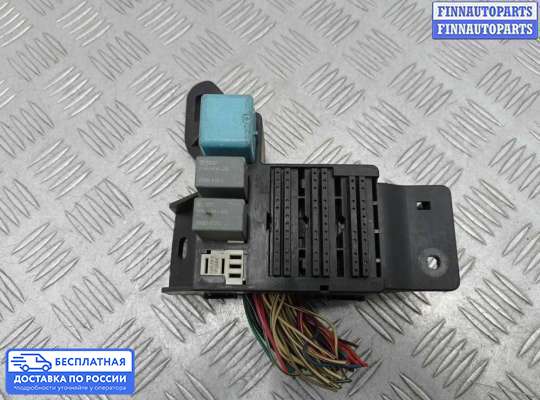 Блок предохранителей на Toyota Matrix I (E13)