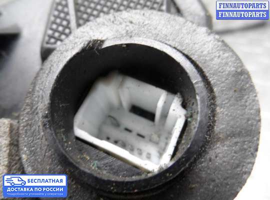 Замок боковой двери на Toyota Camry XV40