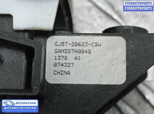 Кнопки на Ford Kuga II / Escape III