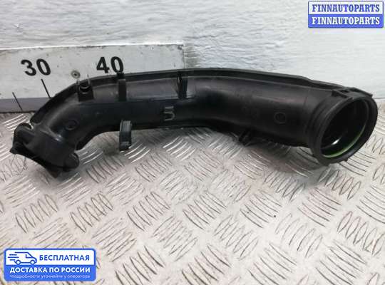 Воздухозаборник на Volkswagen Golf VI (5K)