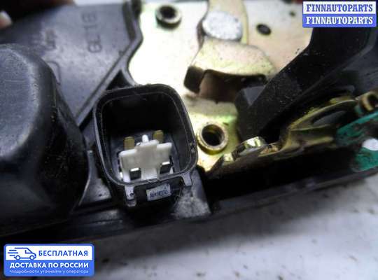 Замок боковой двери на Jeep Cherokee II / Liberty (KJ)