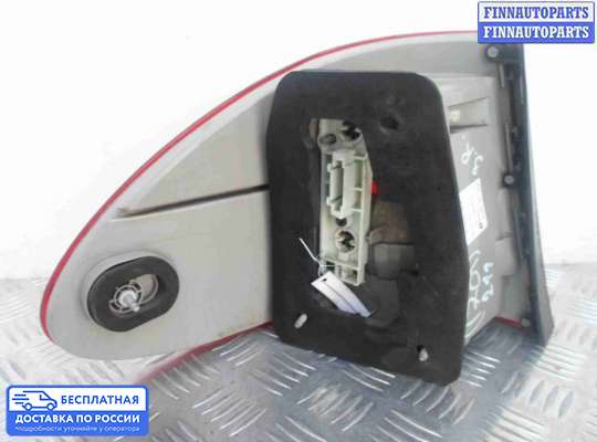 Фонарь задний на Mercedes-Benz E (W211)