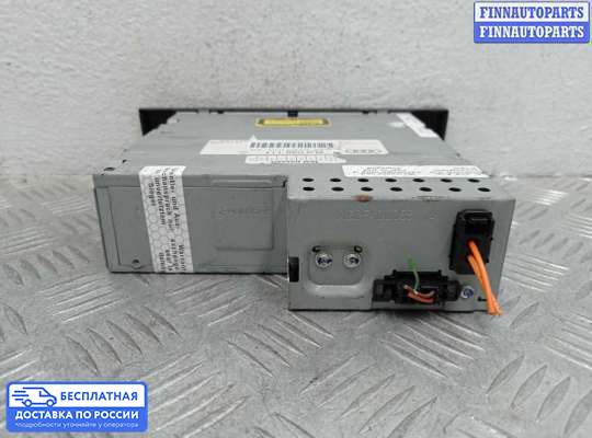 CD-чейнджер на Audi Q7 (4L)