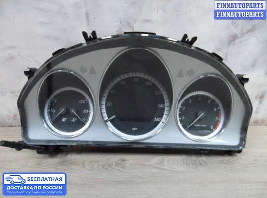 Щиток приборов на Mercedes-Benz C (W204)