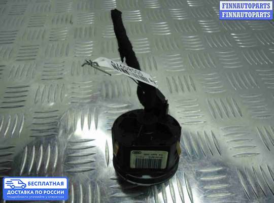 Переключатель света на Audi Q7 (4L)
