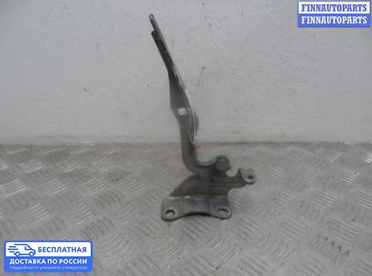 Петля капота на Mazda CX-7