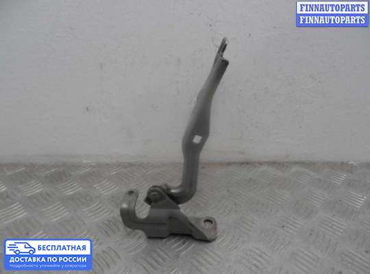 Петля капота на Mazda CX-7