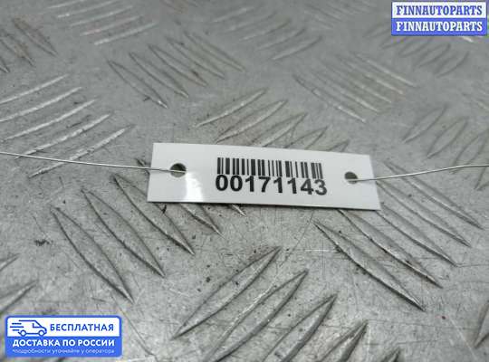 Петля капота на Mercedes-Benz ML (W164)