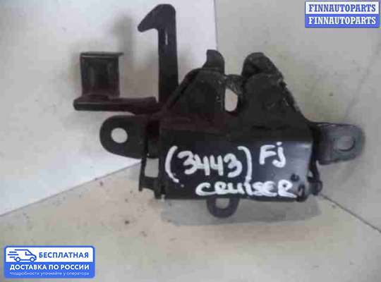 Замок капота на Toyota FJ Cruiser