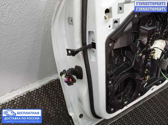 Замок боковой двери на Volkswagen Touareg II (7P)
