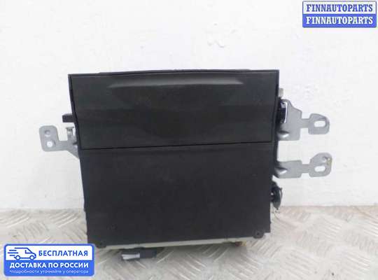 CD-чейнджер на Mercedes-Benz GL (X164)