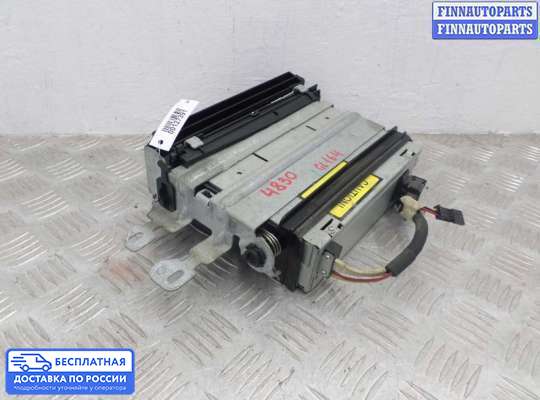 CD-чейнджер на Mercedes-Benz GL (X164)