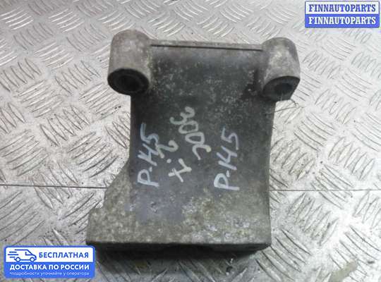 Кронштейн ДВС (лапа) на Chrysler 300C I (LX)