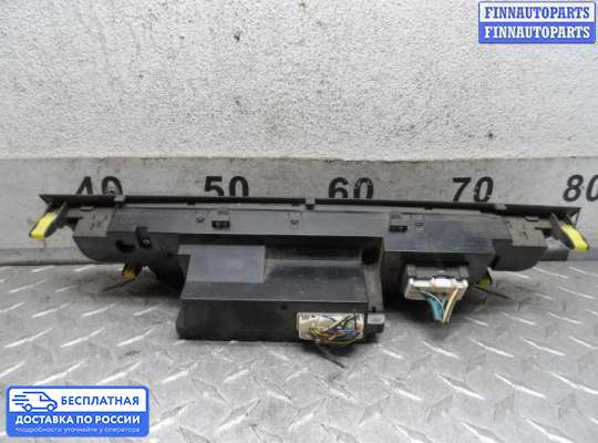 Блок управления печкой на Toyota Camry XV30
