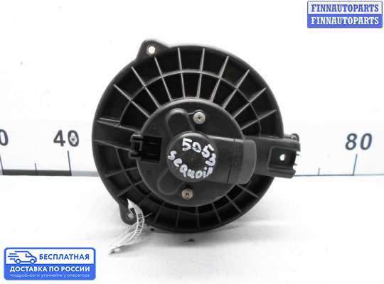 Мотор отопителя на Toyota Sequoia