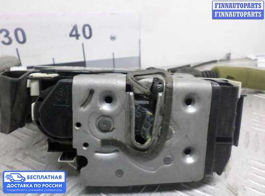 Замок боковой двери на Mercedes-Benz C (W204)