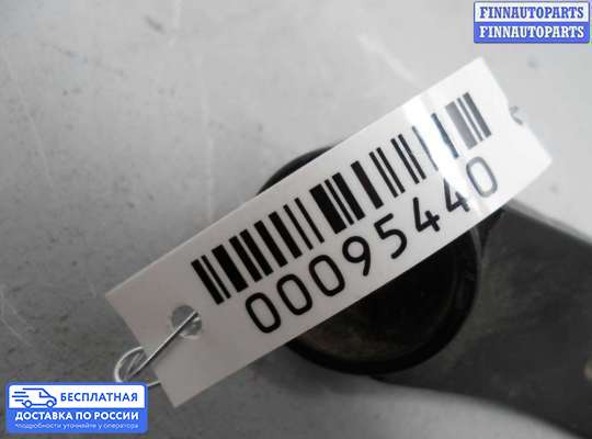 Поводок дворника на Infiniti G (V36)