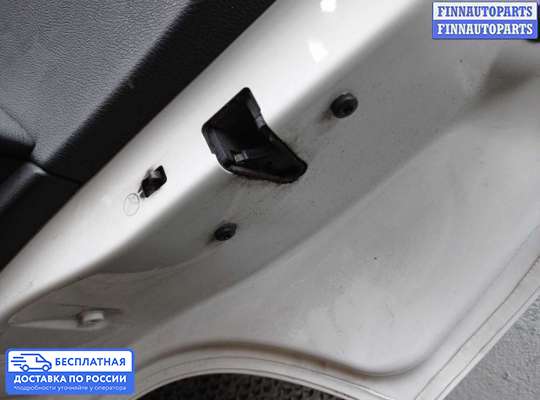 Замок боковой двери на BMW X1 (E84)