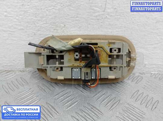 Фонарь салона (плафон) на Hummer H3