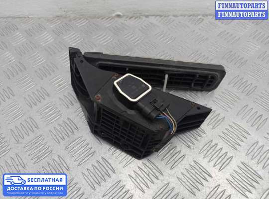 Педальный узел (педаль) на Mercedes-Benz C (W204)