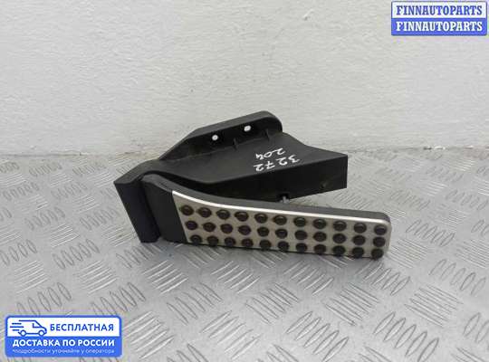 Педальный узел (педаль) на Mercedes-Benz C (W204)