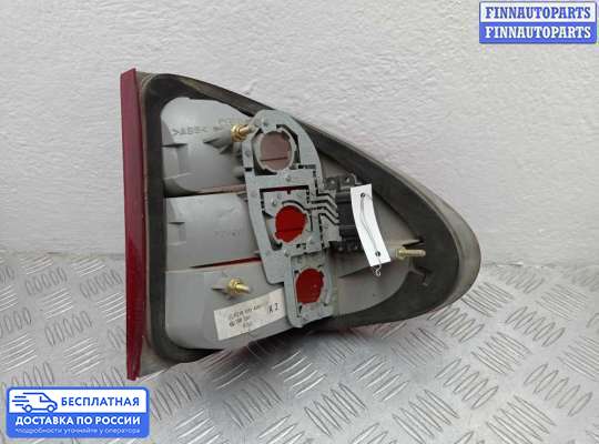 Фонарь задний на Mercedes-Benz E (W210)