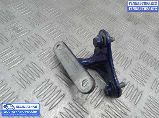 Петля двери на Mercedes-Benz CLK (W209)