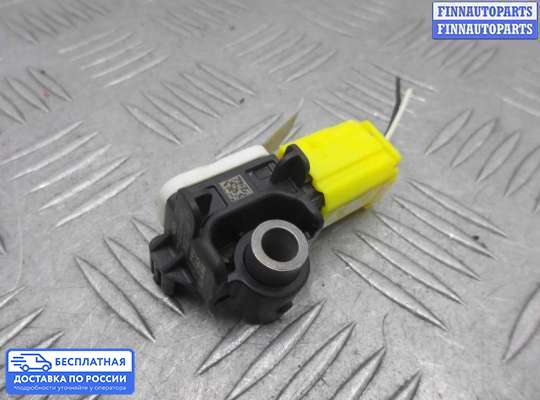 Датчик удара (Airbag) на Infiniti Q50 (V37)