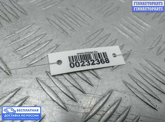 Петля капота на Mercedes-Benz E (W212)