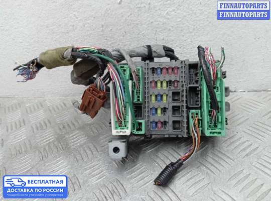 Блок предохранителей на Honda Crosstour