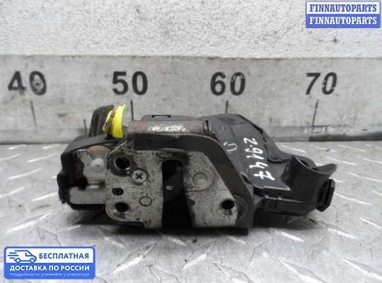 Замок боковой двери на Toyota Camry XV40